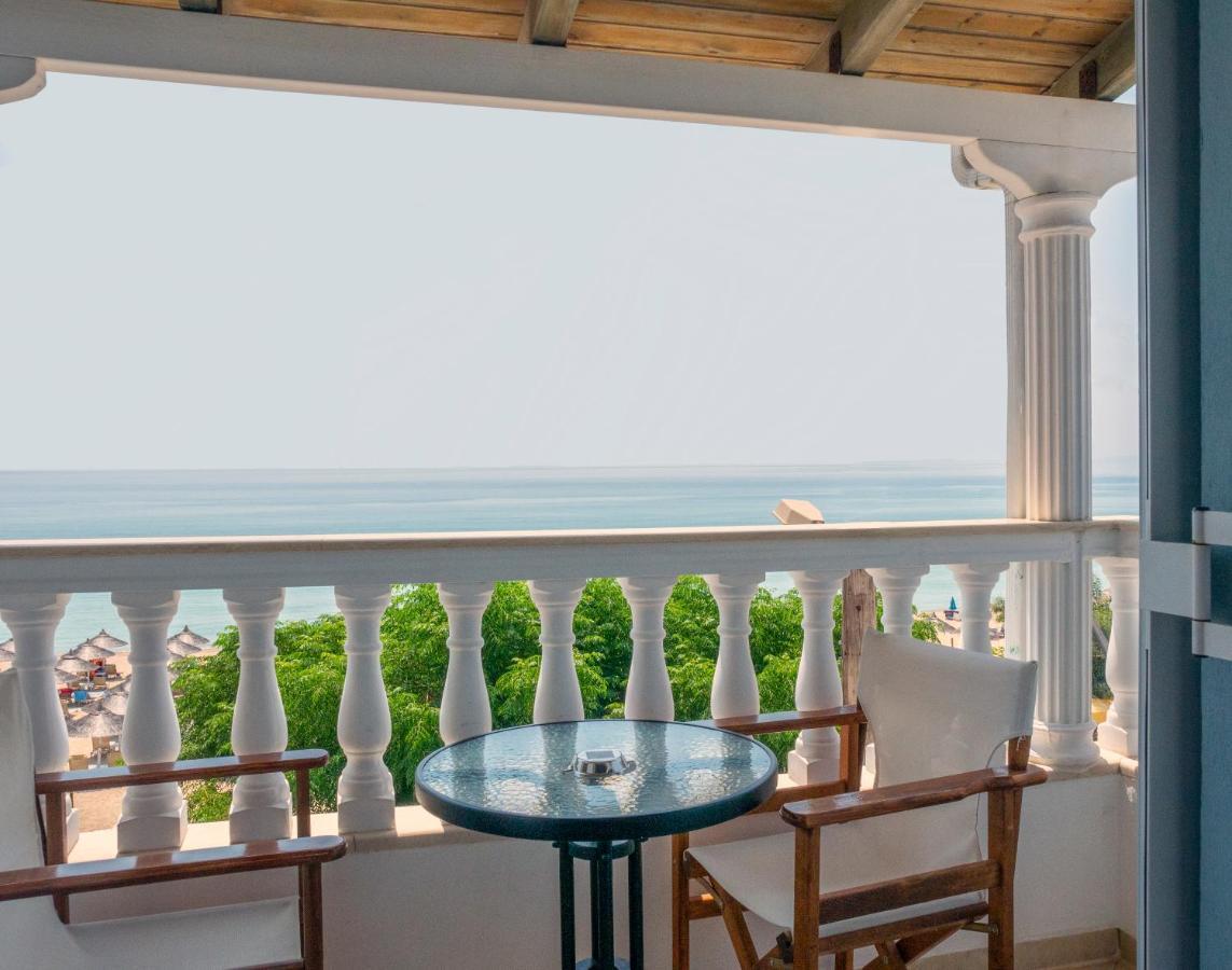 Vrachos Beach Hotel ภายนอก รูปภาพ