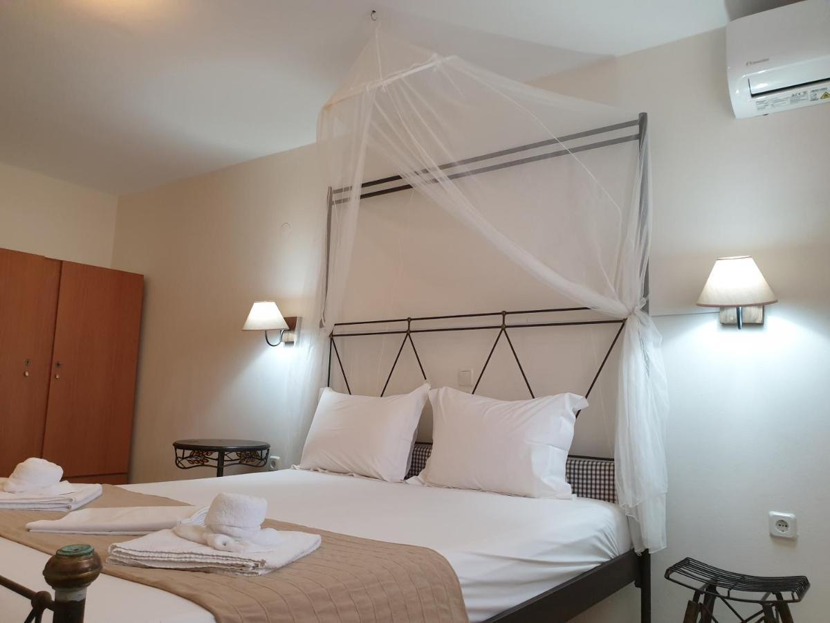 Vrachos Beach Hotel ภายนอก รูปภาพ