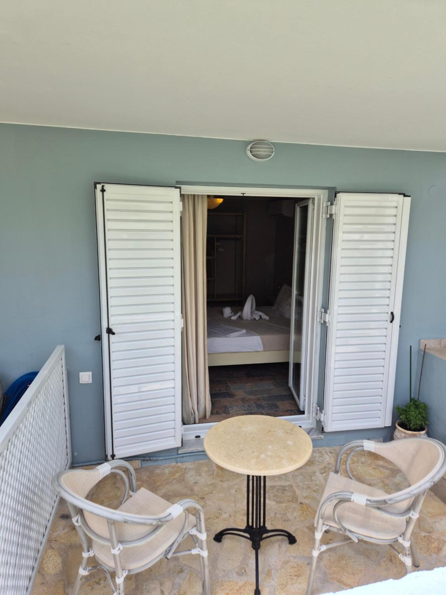 Vrachos Beach Hotel ภายนอก รูปภาพ
