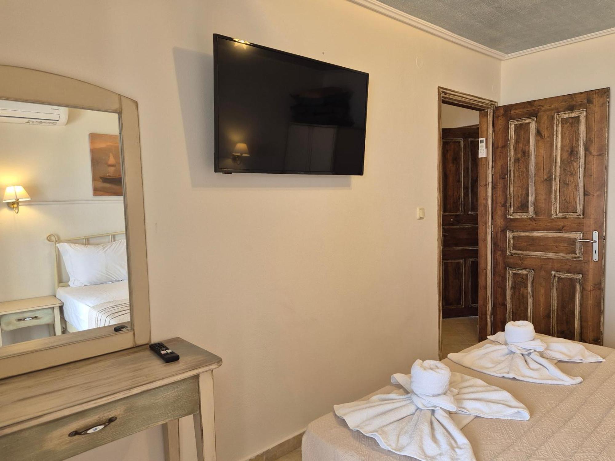 Vrachos Beach Hotel ภายนอก รูปภาพ