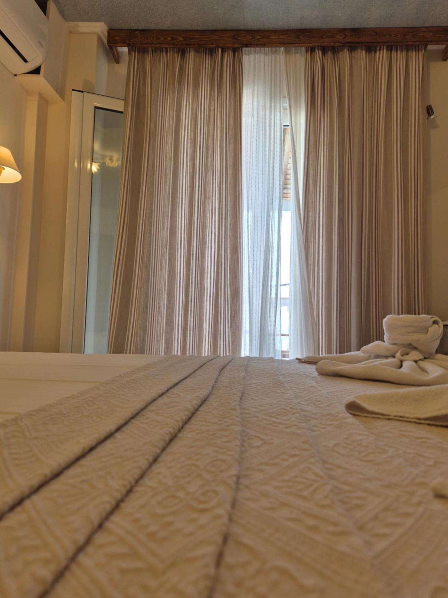 Vrachos Beach Hotel ภายนอก รูปภาพ